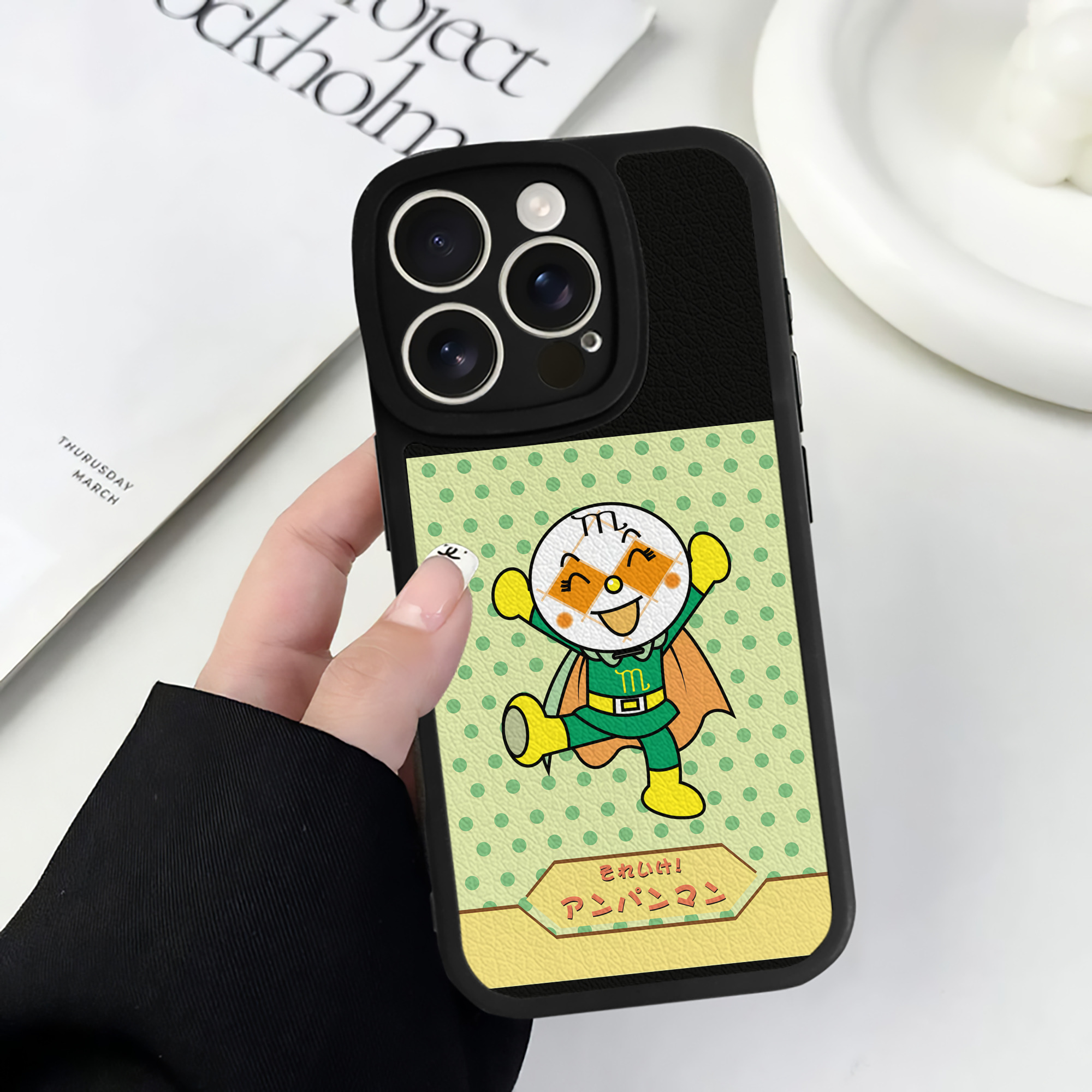 （画像用） アンパンマン Anpanman 【iPhone 16シリーズ対応】シリコンスマホケース（レザー調） 材質：シリコン